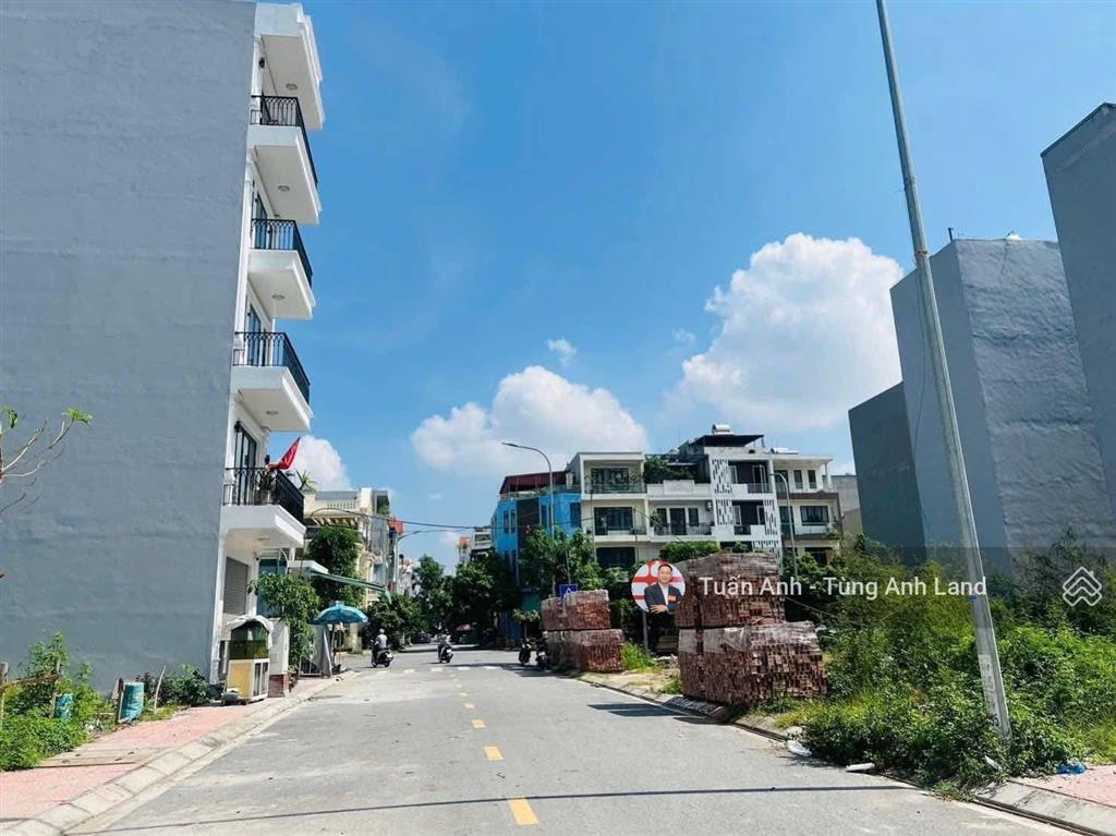 Cần bán gấp lô góc 58.2m2 tđc kiến thiết xi măng hồng bàng