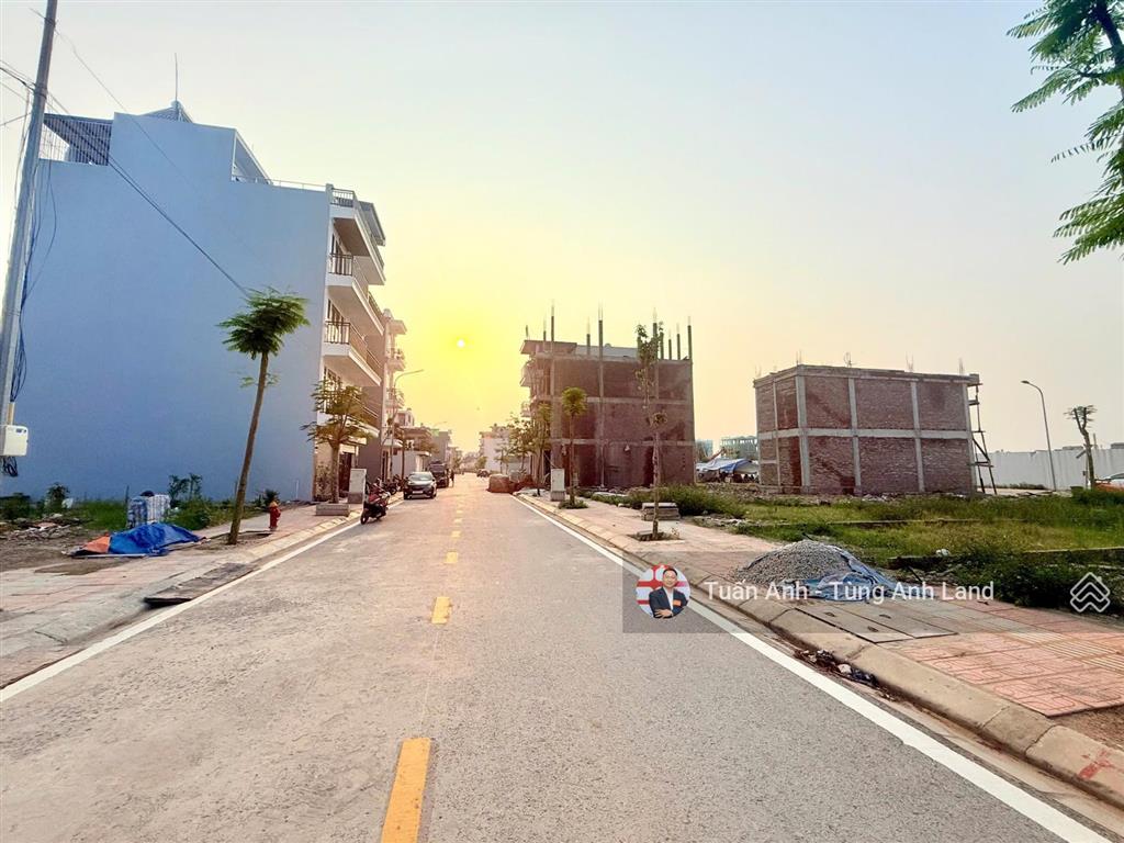 Hàng hiếm lô góc xẻ khe 48m2 tđc 226 lê lai anmaison giá cực tốt