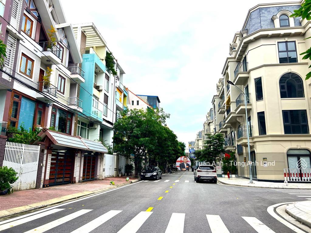 Bán căn liền kề 69.6m royal river city  80 hạ lý, hồng bàng