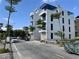 Lô góc xẻ khe vườn hoa  tđc 83 vạn mỹ, ngô quyền, hải phòng