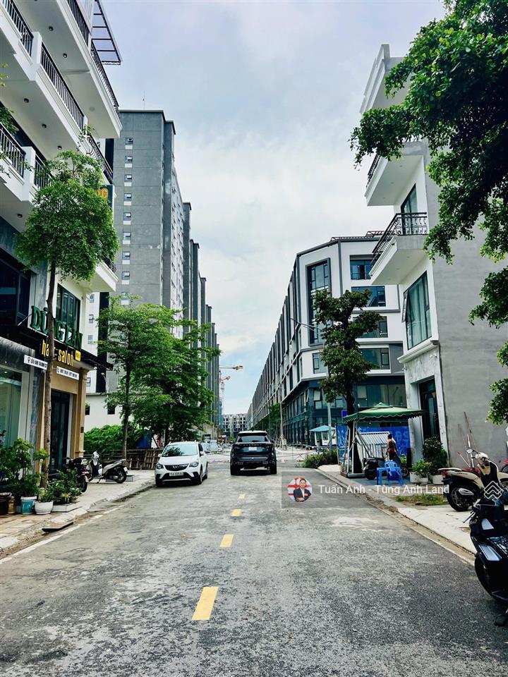 Kho 3 lạc viên lô đất 40m2 giá đang rất đáng chú ý