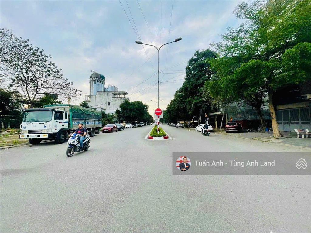 Bán lô đất đẹp 60m2  đường rộng 30m, lô 9 khu đô thị lê hồng phong