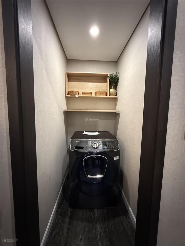 Ch view đẹp xuất sắc, 152m2, 3pn, 2wc giá full 7,7 tỷ. đã gồm thuế và phí bảo trì