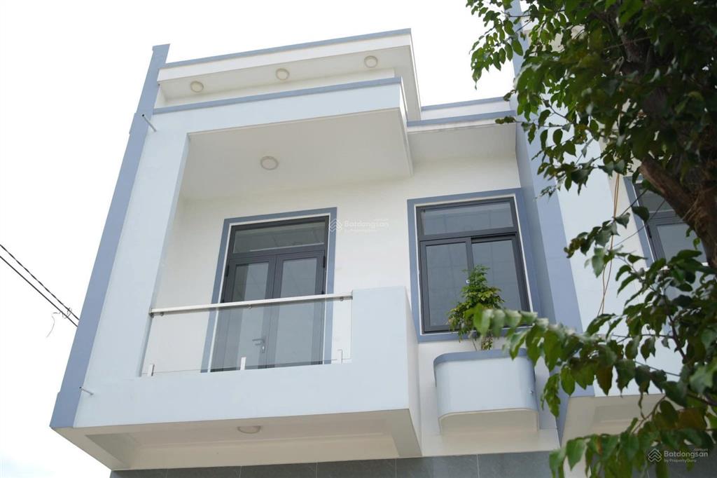Bán nhà riêng tại đường 826, 1.8 tỷ, 83m2, 2pn, 2wc, 1 tầng