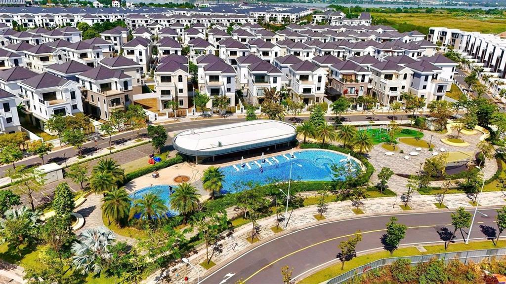 17 tỷ là giá cuối cùng sở hữu ngay căn bt đơn lập sẵn nhà 300m2. hl xem thực tế 0901 353 ***