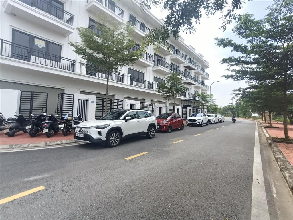 1 căn khu đô thị thiên long, 100m2 4 tầng, 4,15 tỷ