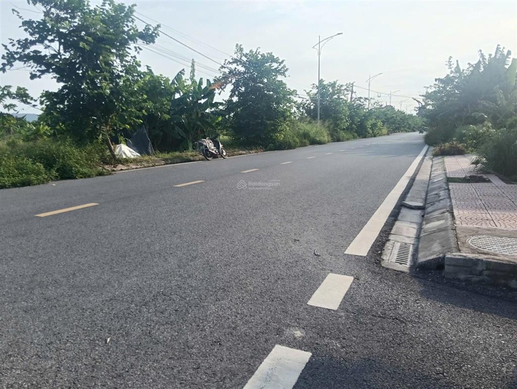 Cặp song sinh đẹp xinh tại bắc sơn đang chờ chủ mới 75m2 đường 4m