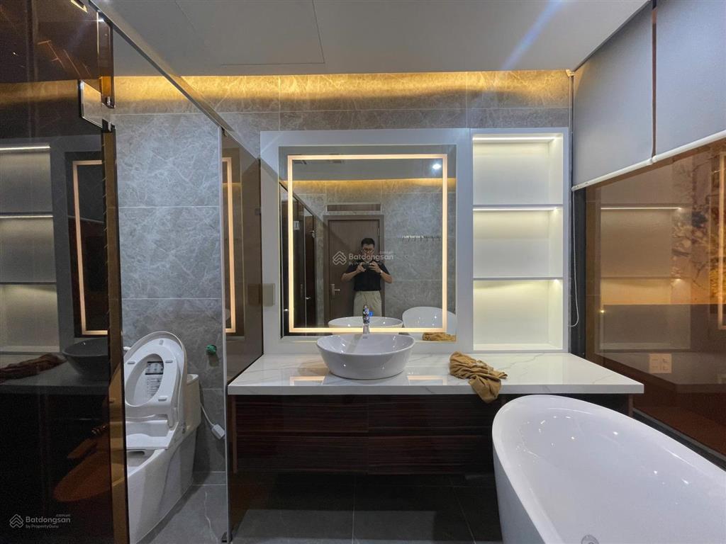 Nhà 5 tầng thang máy tuyến 2 võ nguyên giáp gần aeon mall lê chân