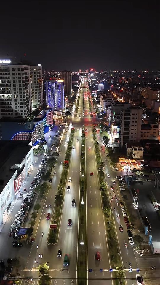 425m2 đất xây toà nhà lô góc mặt đường trung tâm phố lê hồng phong