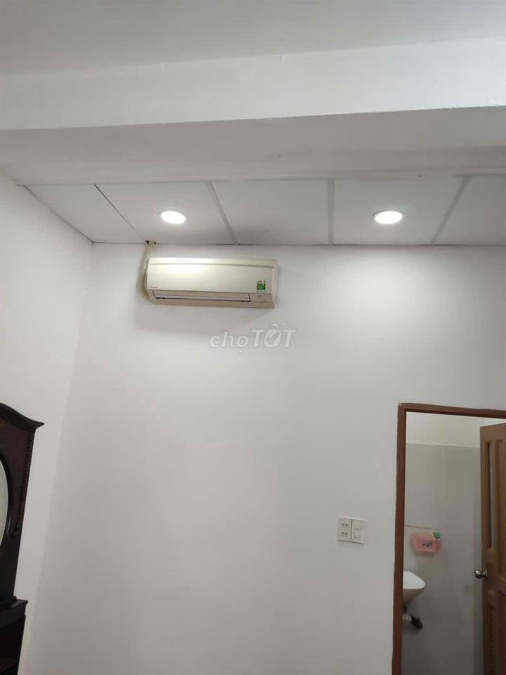 Cho thuê phòng trọ 24m2 hẻm nhựa 8m Phạm Văn CHiêu Gò Vấp