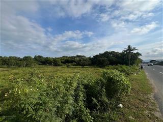 Lô đất mặt tiền ql1a gần sân bay kkt vân phong ngang 101m giá đầu tư