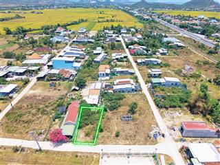Gần kcn dốc đá trắng, có lô đất full thổ. gần 200 m2, giá chỉ 1 tỷ 100 triệu