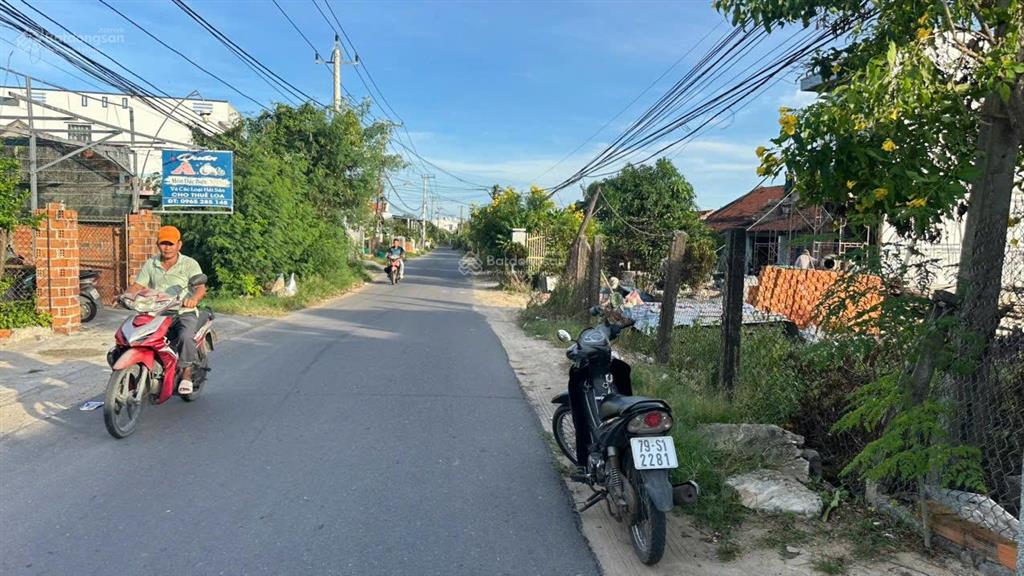 Đất thổ trục chính ninh mã cửa ngõ kkt vân phong  giá 2 tỷ 6