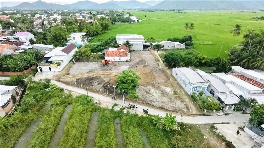 Đất full thổ cư phú cang 2 ô tô tận đất
chỉ 590 triệu