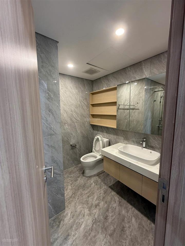 Tôi muốn bán 100m căn góc hoa hậu hướng đn view siêu đẹp c37 bắc hà, 17 tố hữu, thanh xuân, hn