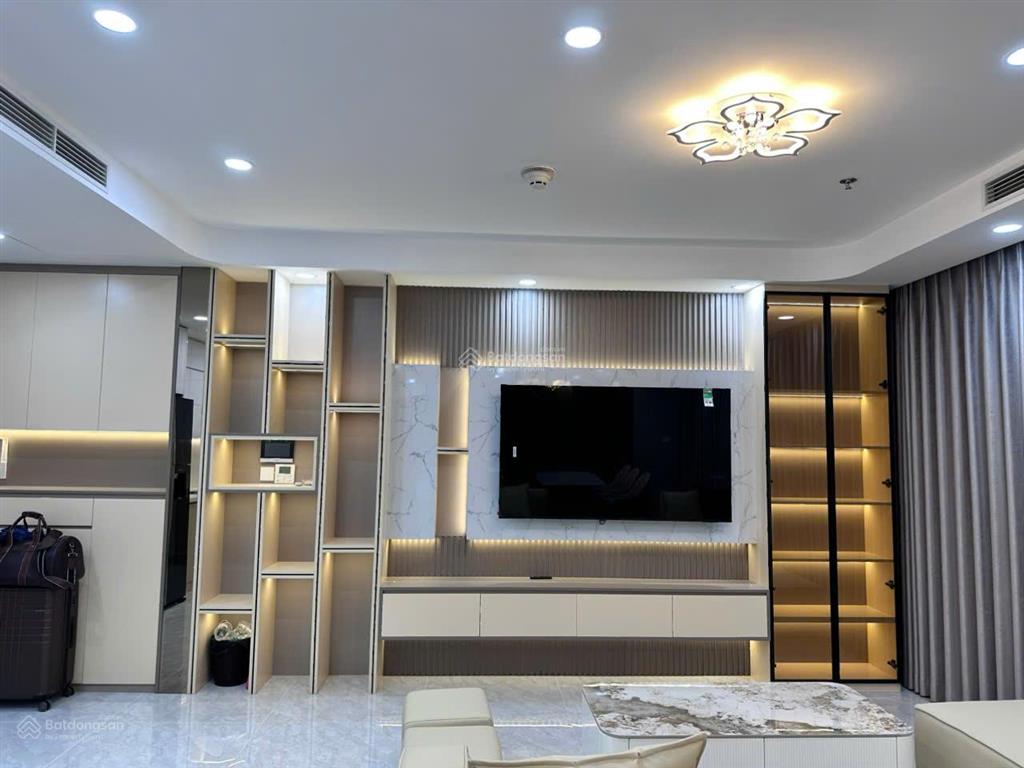 0936 461 ***. chính chủ cho thuê căn hộ 2pn giá 16tr/tháng skyline west lake tây hồ.