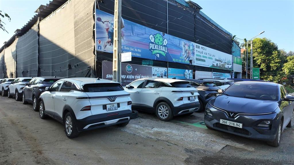 Cần bán 212m2 tại phú cát hà nội có sẵn 10 phòng trọ kinh doanh dòng tiền