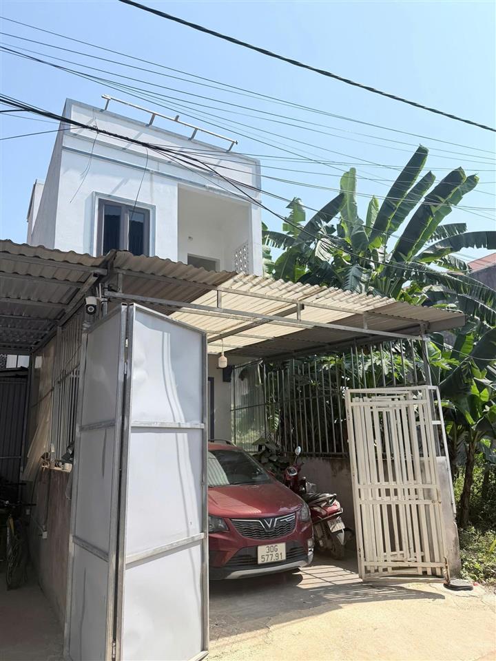 Chính chủ gửi bán nhà hai tầng 4 phòng ngủ tại thôn miễu sát đhqg, dt 79m2, 4,2 tỷ,  0349 946 ***
