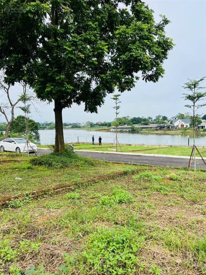 Chủ ngộp quá cắt lỗ 500tr lô đất view hồ 100m ful thổ cư tại phú cát hoà lạc