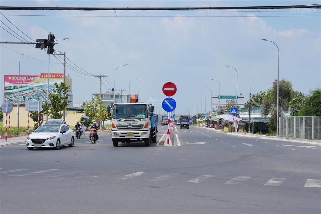 Bán lô đất view hồ tại khu dân cư thị trấn thủ thừa