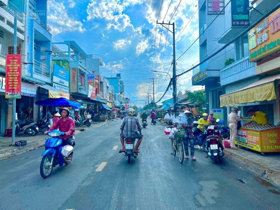 Bán lô liền kề, đất odt tại trung tâm thị trấn thủ thừa