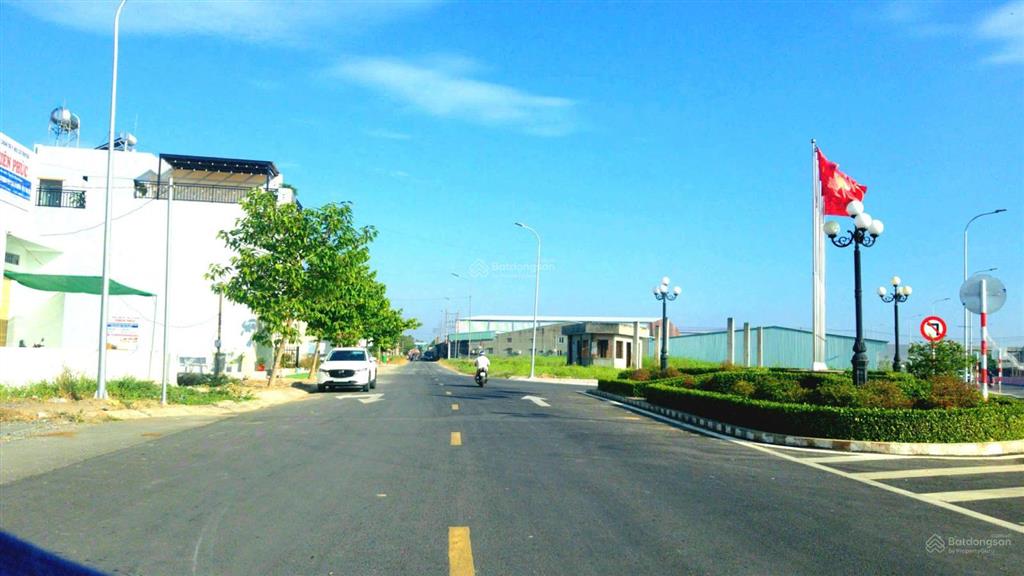 Bán lô liền kề, đất odt tại trung tâm thị trấn thủ thừa