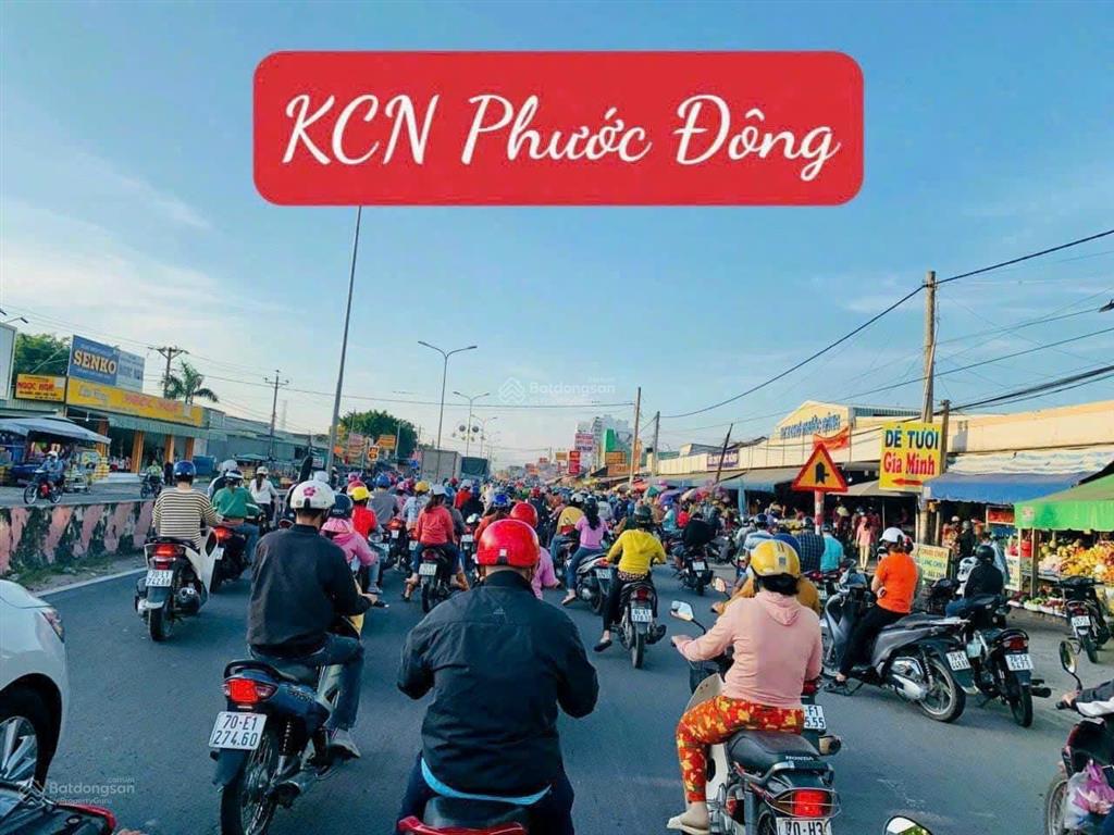 Bán gấp lô đất ngộp kdc phước đông  đất nở hậu