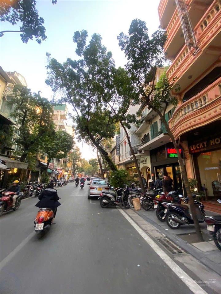 Cực đẹp! mặt bằng kinh doanh mặt phố hàng nón dt 65m2 x 2 tầng. giá 60tr/tháng. kd mọi mô hình