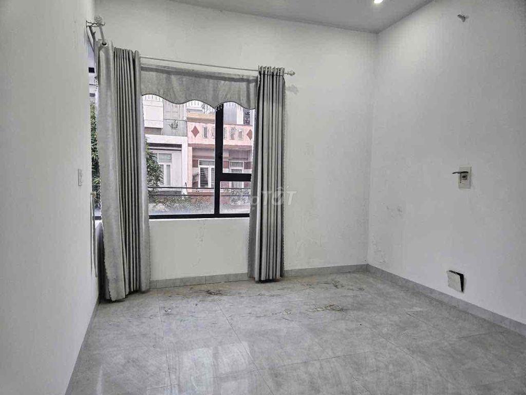 Cho thuê nhà 1 tầng Phạm Đình Hổ thông biển Nguyễn Tất Thành