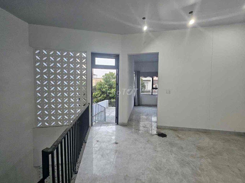 Cho thuê nhà 1 tầng Phạm Đình Hổ thông biển Nguyễn Tất Thành