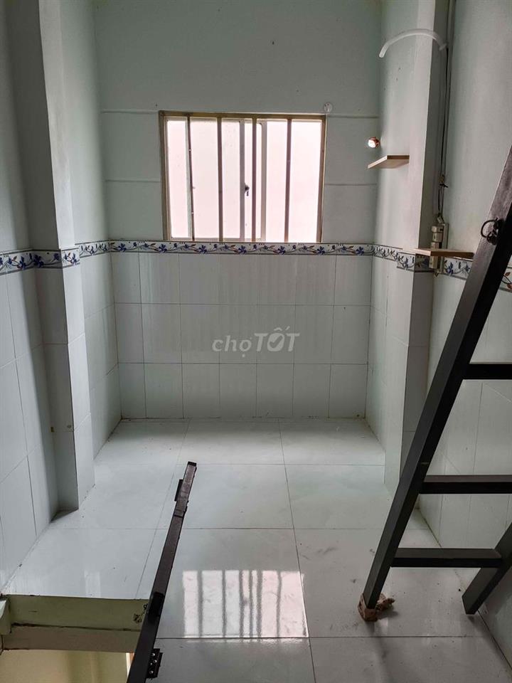 cần bán gấp nhà 59/23/40 Tân Hòa Đông