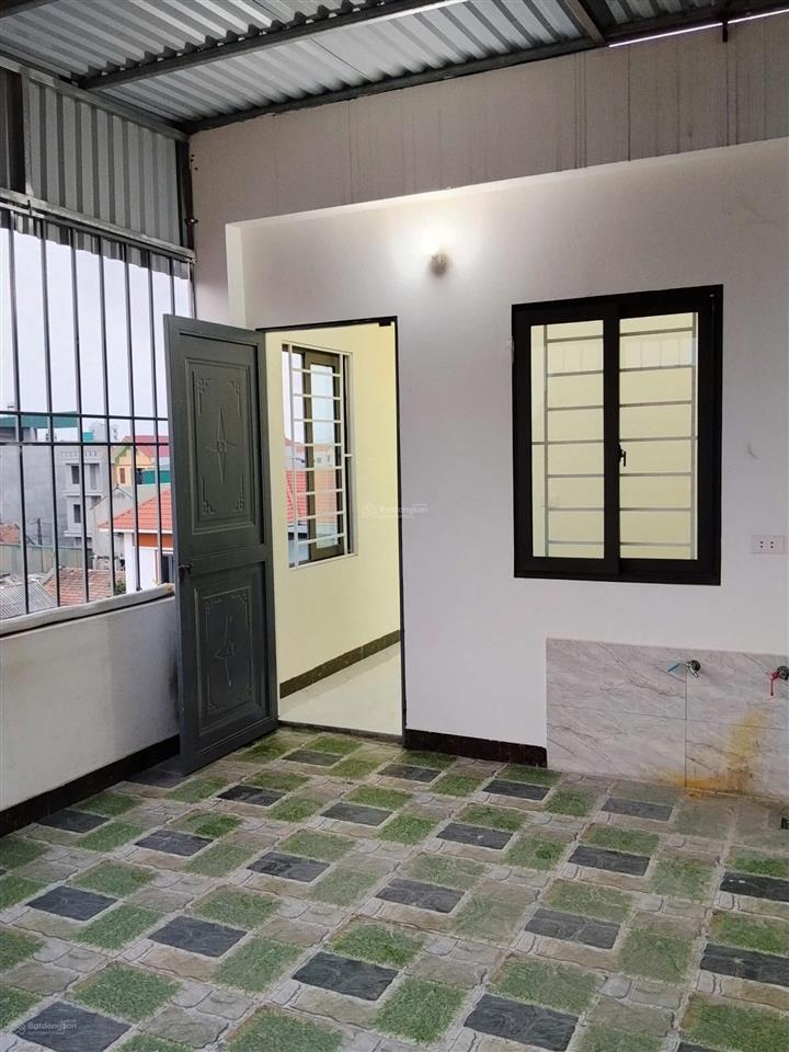 Nhà thạch bích 4 tầng x32m2 ngay chợ đầu mối phía nam, sát cạch cụm công nghiệp thanh oai,