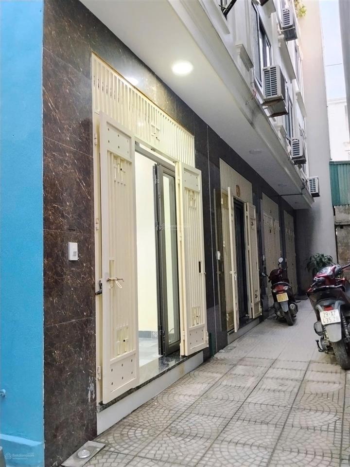 Nhà thạch bích 4 tầng x32m2 ngay chợ đầu mối phía nam, sát cạch cụm công nghiệp thanh oai,