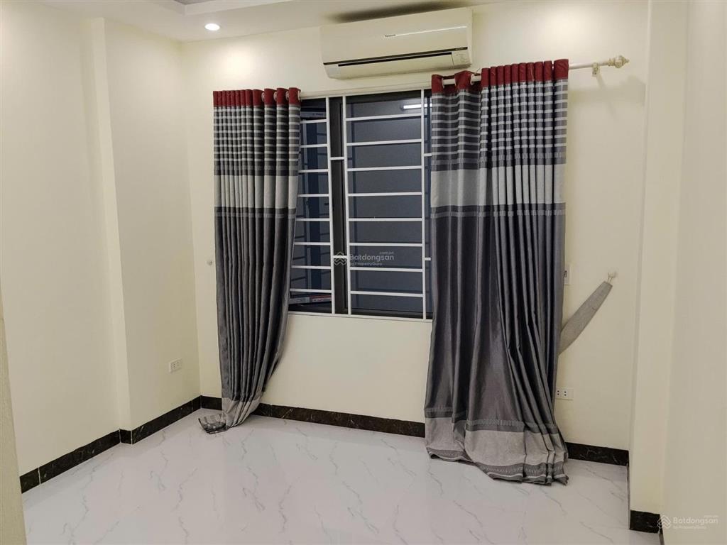 Nhà thạch bích 4 tầng x32m2 ngay chợ đầu mối phía nam, sát cạch cụm công nghiệp thanh oai,