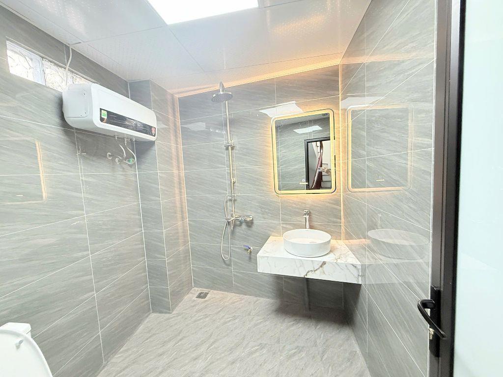 NHÀ ĐẸP CẠNH TRƯỜNG LÁI MIÊU NHA TÂY MỖ NAM TỨ LIÊM GIÁ NHỈNH 6 TỶ 