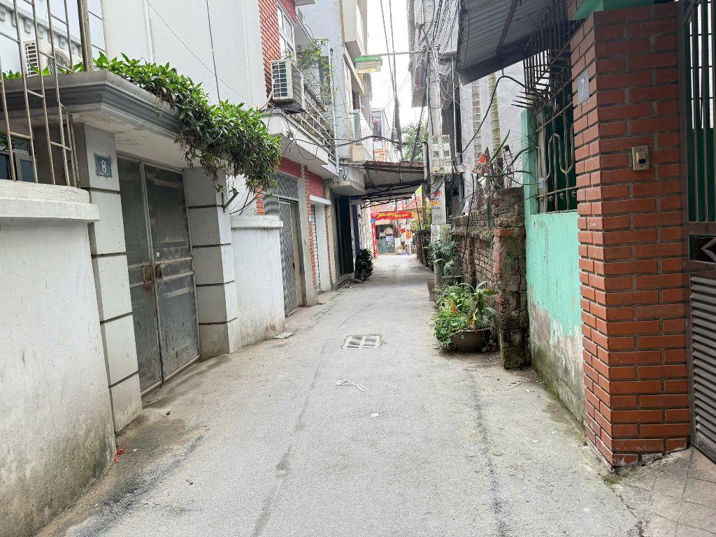 NHÀ ĐẸP CẠNH TRƯỜNG LÁI MIÊU NHA TÂY MỖ NAM TỨ LIÊM GIÁ NHỈNH 6 TỶ 