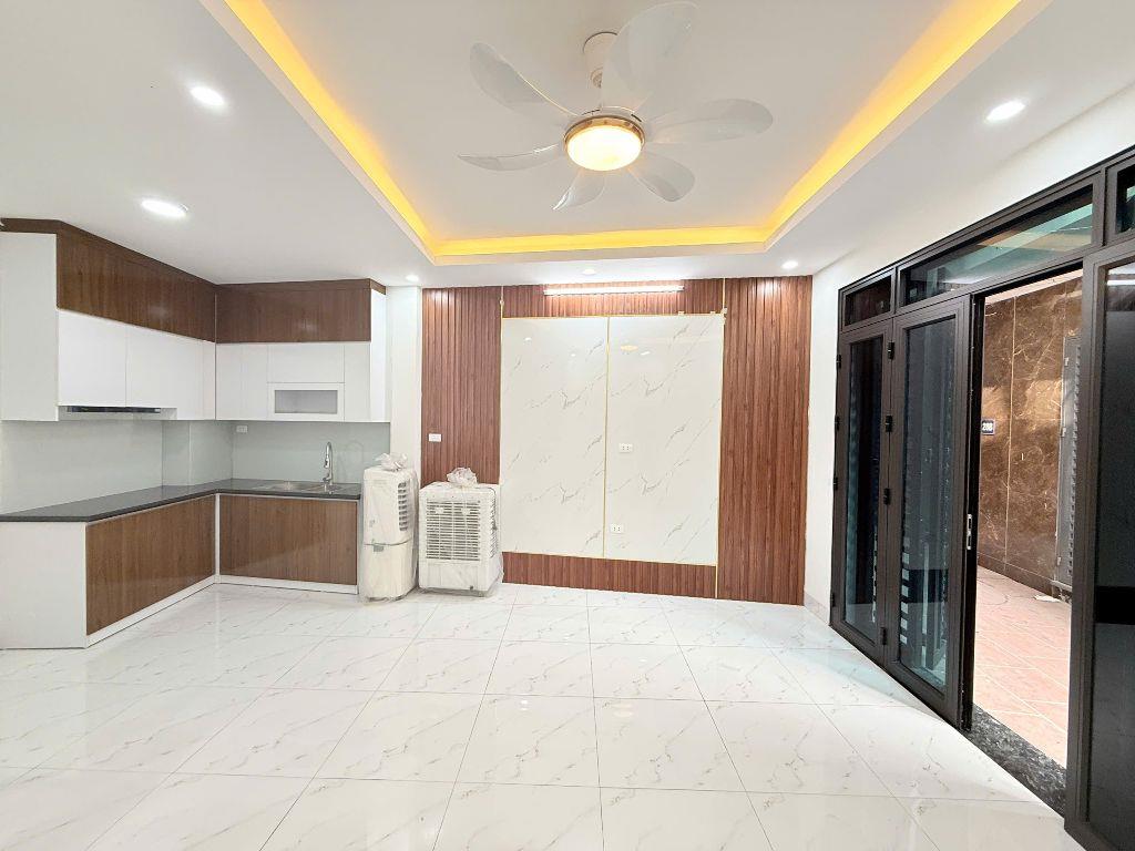 NHÀ ĐẸP CẠNH TRƯỜNG LÁI MIÊU NHA TÂY MỖ NAM TỨ LIÊM GIÁ NHỈNH 6 TỶ 