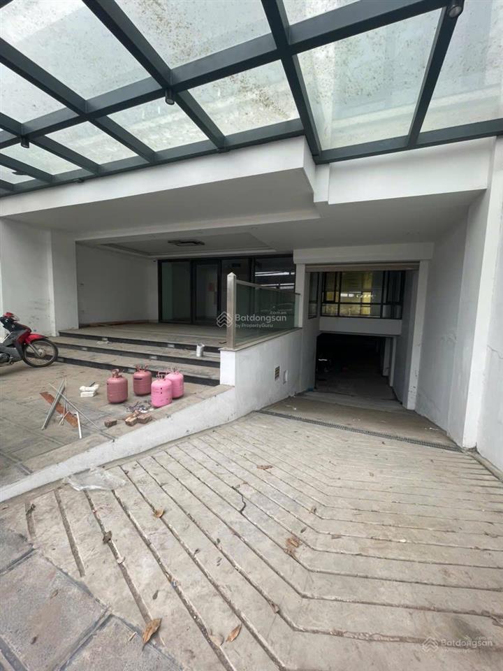 Nhà mặt phố an dương vương view sông hồng, 250m² x 8,5 tầng mới tinh