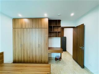 Cho thuê căn hộ 1 ngủ 1 khách ngõ 235 yên hòa 45m2 đủ đồ thang máy