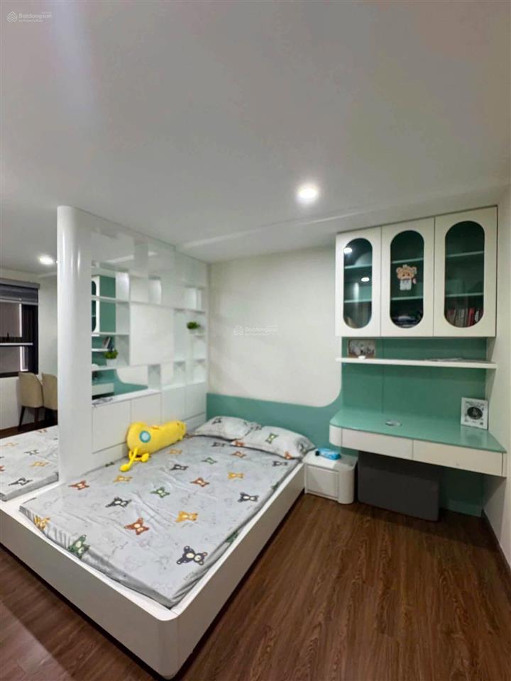 Căn hộ 3 ngủ tòa udic westlake 168m2, có slot oto đỗ hầm. nhà full đồ đẹp
