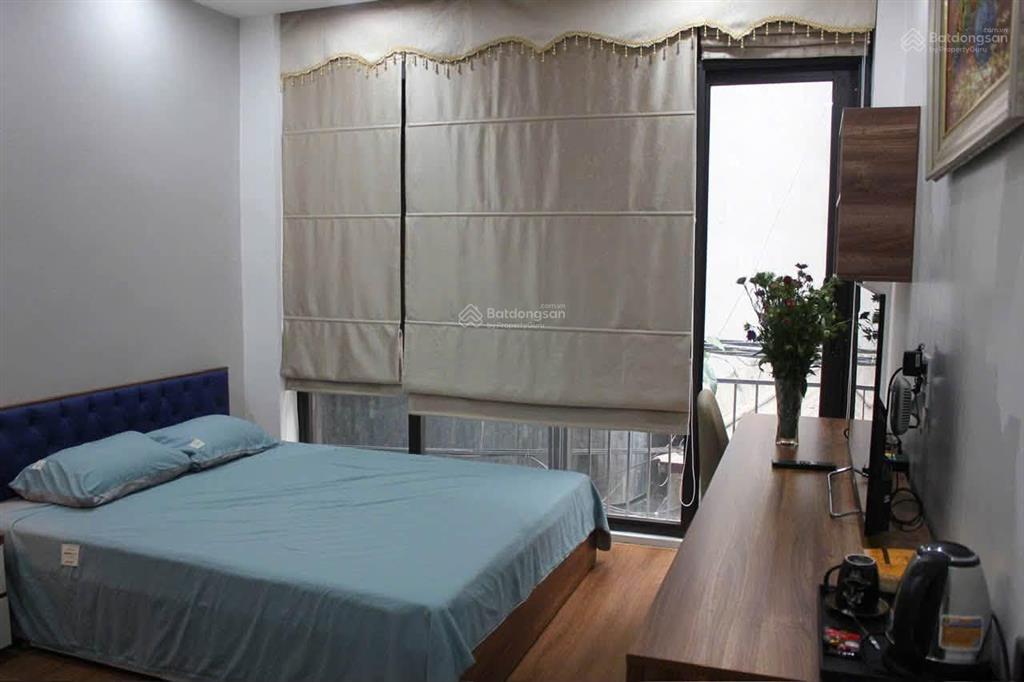 Cho thuê nhà 111 xuân diệu 3 phòng ngủ khép kín, thang máy đủ đồ