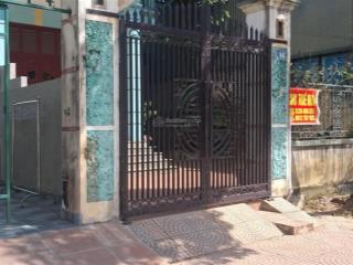 Nhà mặt đường chính chủ, ngã 3 trần nhân tông, nhà gần chợ, gần trường học, gần sân vận động