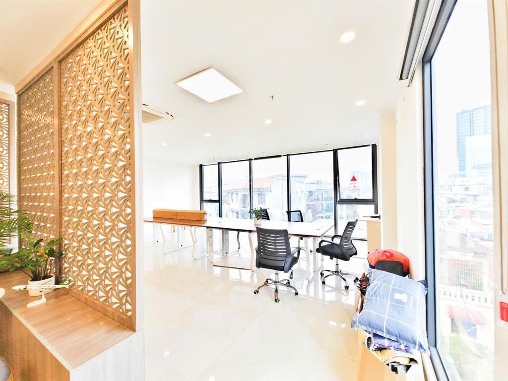 Cho thuê văn phòng lê đức thọ mỹ đình sàn 60m2 tòa nhà full kính đẹp, đỗ xe thoải mái