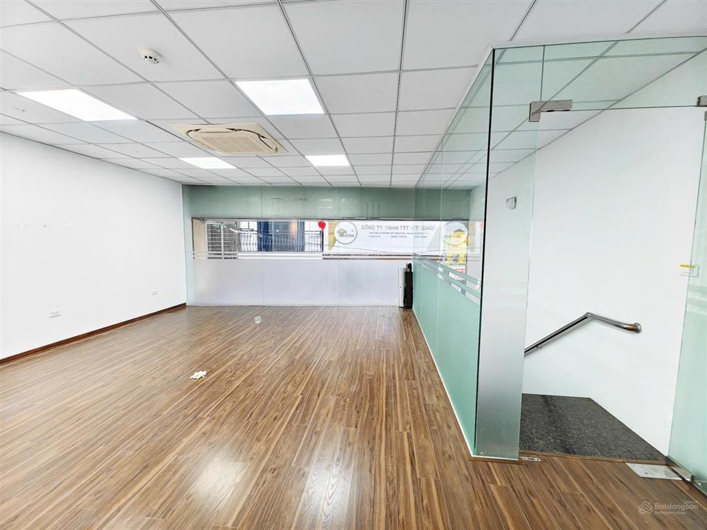 Cho thuê cửa hàng, mặt bằng kinh doanh tầng 1 tại dương khuê, mỹ đình mặt tiền 6m dt 50m2 giá rẻ