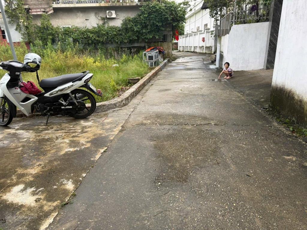 Lô góc, ngõ thông, ô tô, giá chỉ hơn 3 tỷ bắc thượng, quang tiến, sóc sơn  0979 411 ***