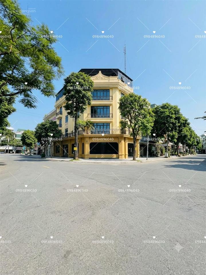 Lô góc duy nhất 180m văn phú hà đông,mặt tiền 30m, kinh doanh đỉnh, giá nhỉnh 50 tỷ!