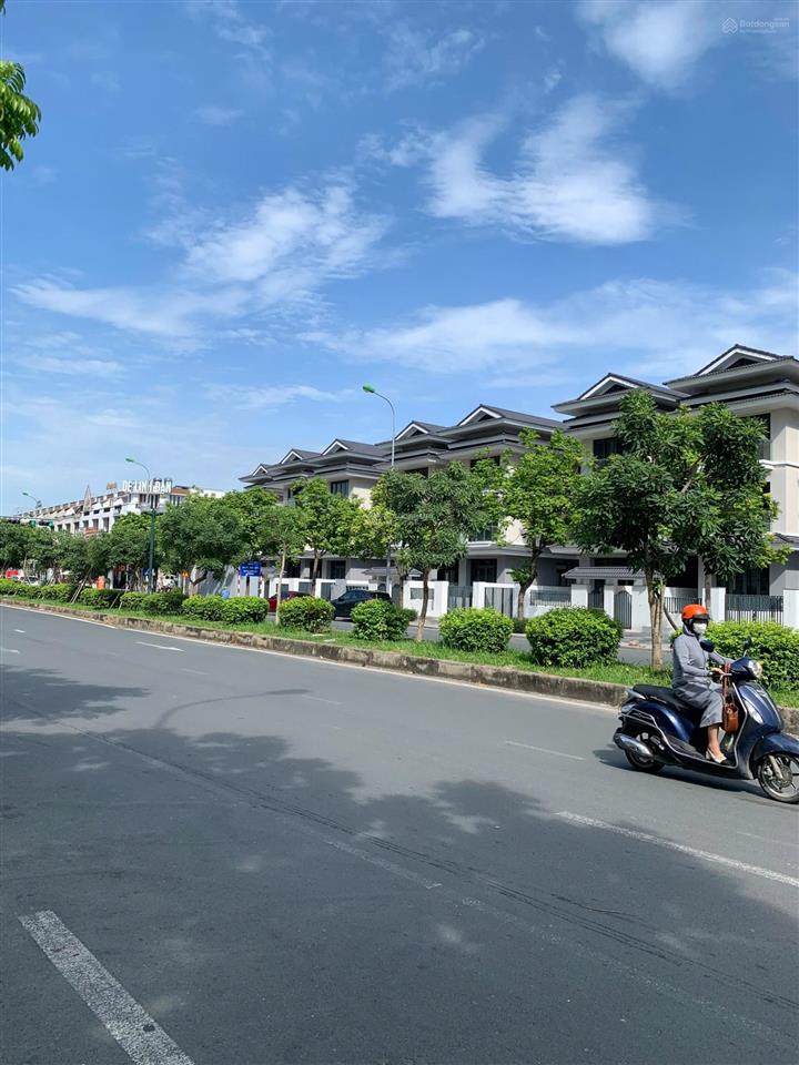 Chủ bán nhanh đi mỹ  biệt thự song lập kđt an hưng 240m, 4 tầng giá hơn 52 tỷ
