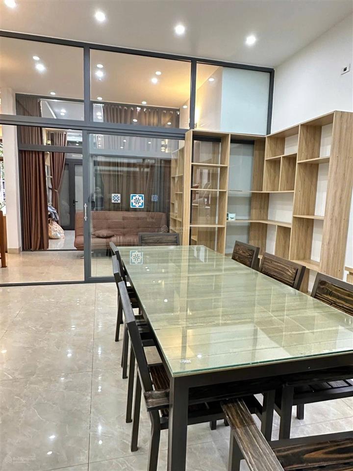 Bán biệt thự xuân quỳnh  nam việt á, 200m2 đông nam trục lớn 16m gần sông hàn, nội thất cơ bản