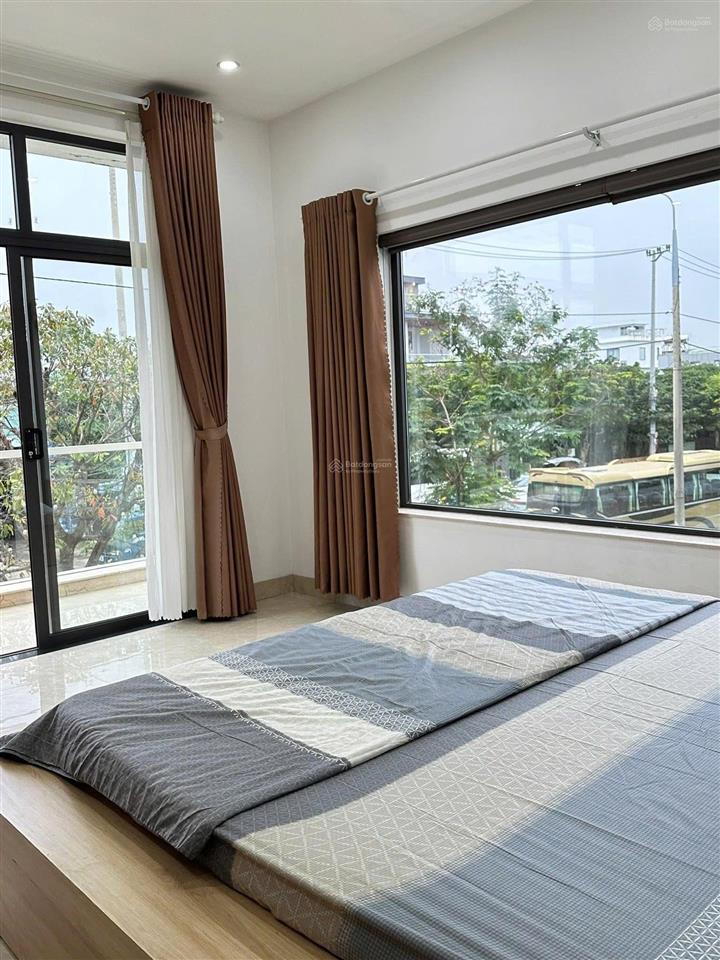 Bán biệt thự xuân quỳnh  nam việt á, 200m2 đông nam trục lớn 16m gần sông hàn, nội thất cơ bản