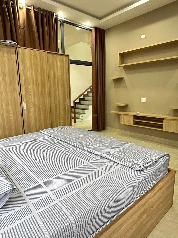 Bán biệt thự xuân quỳnh  nam việt á, 200m2 đông nam trục lớn 16m gần sông hàn, nội thất cơ bản